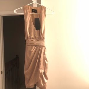 DO+BE size: Small from reddress.com